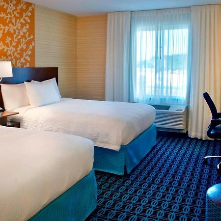 Fairfield Inn & Suites By Marriott Watertown Thousand Islands Номер фото