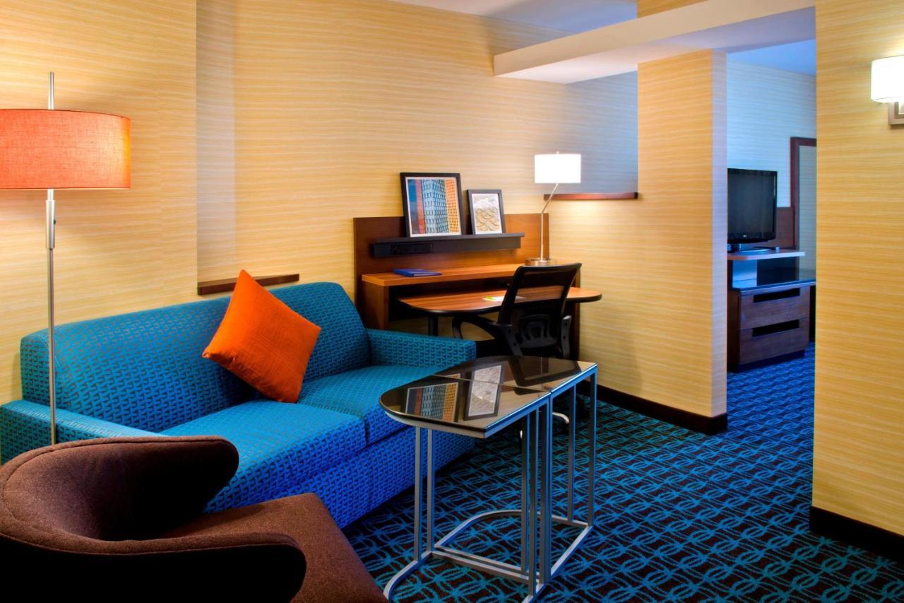 Fairfield Inn & Suites By Marriott Watertown Thousand Islands Номер фото