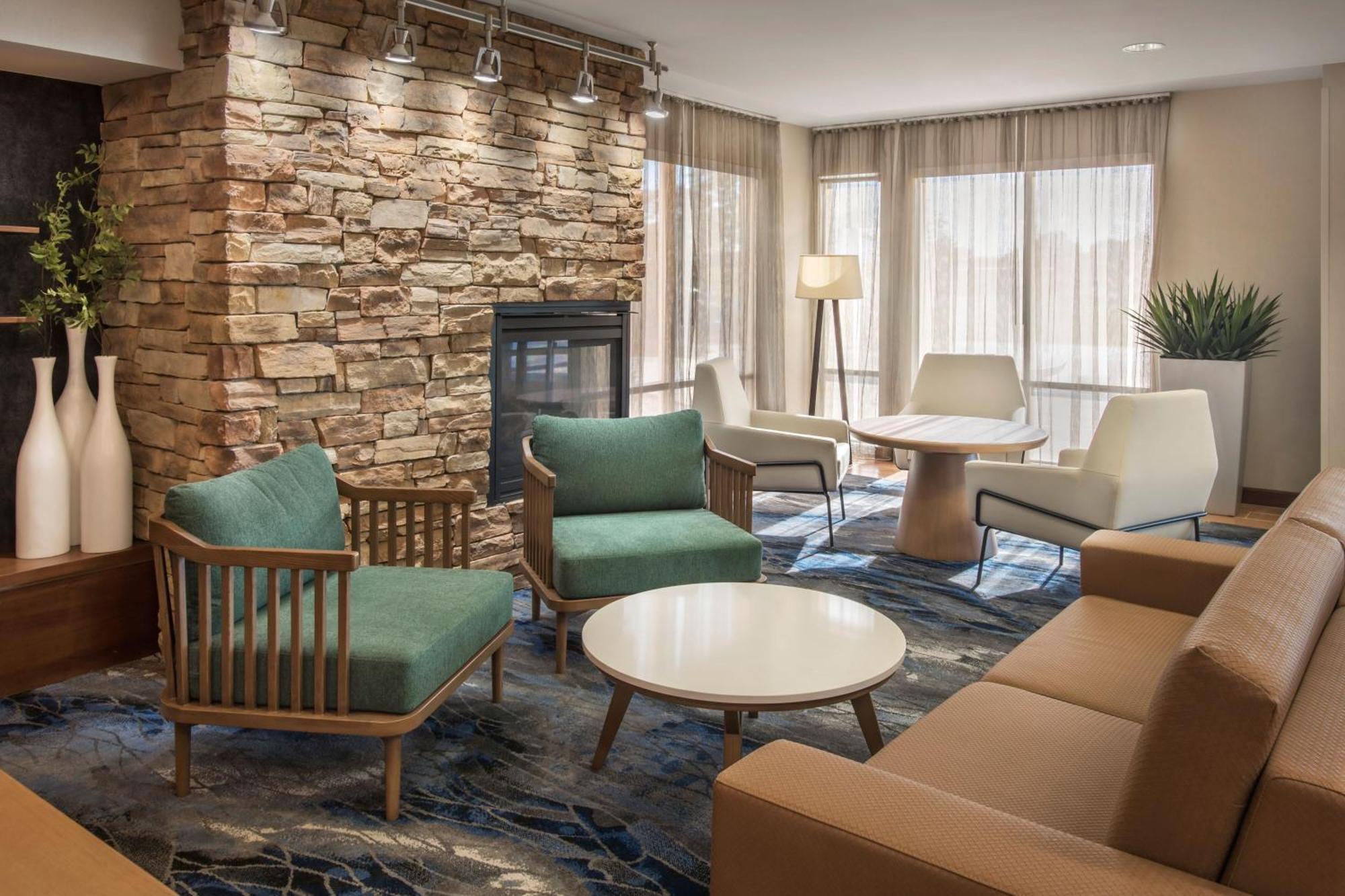 Fairfield Inn & Suites By Marriott Watertown Thousand Islands Экстерьер фото